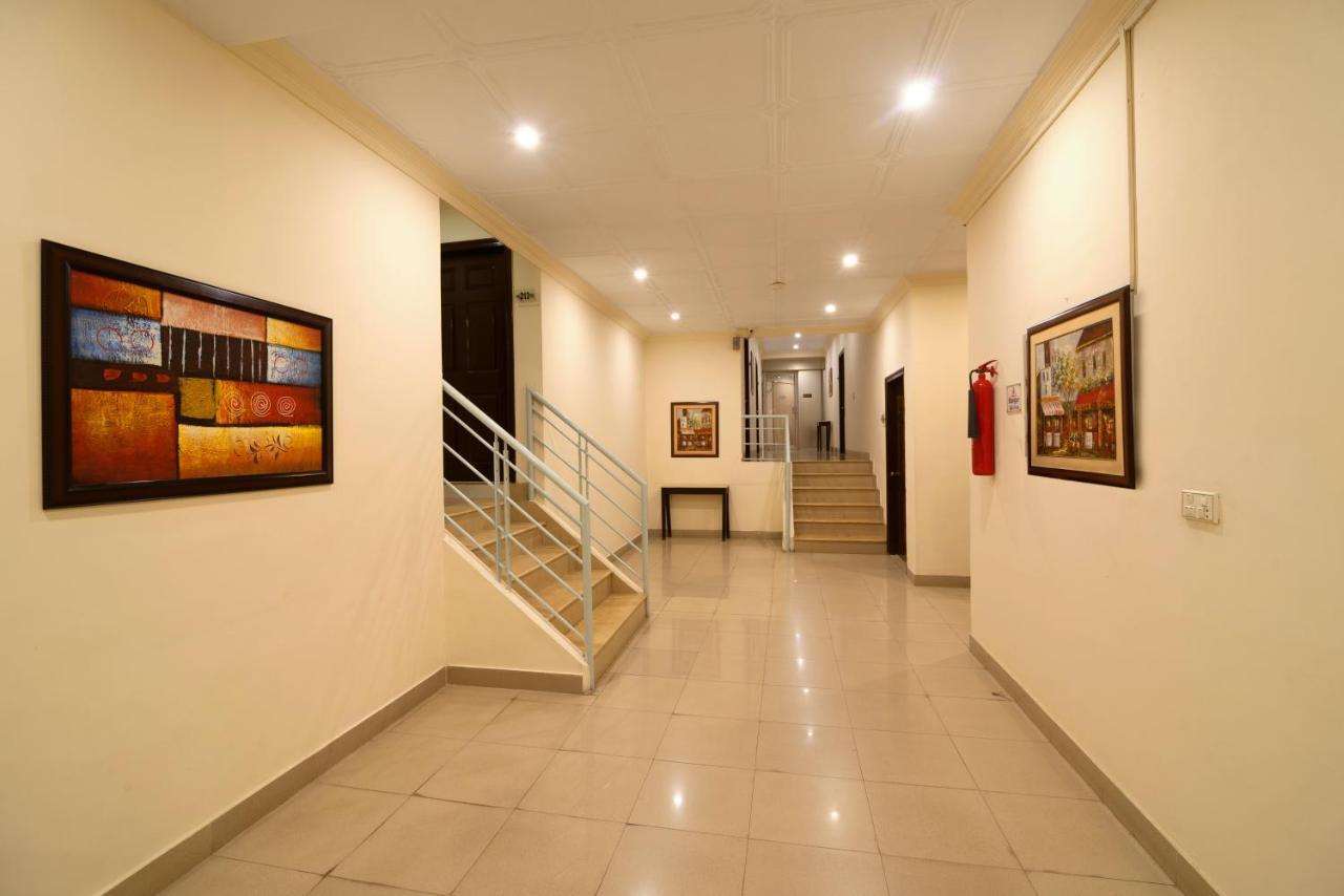 Hotel One Lalazar Multan Exterior photo