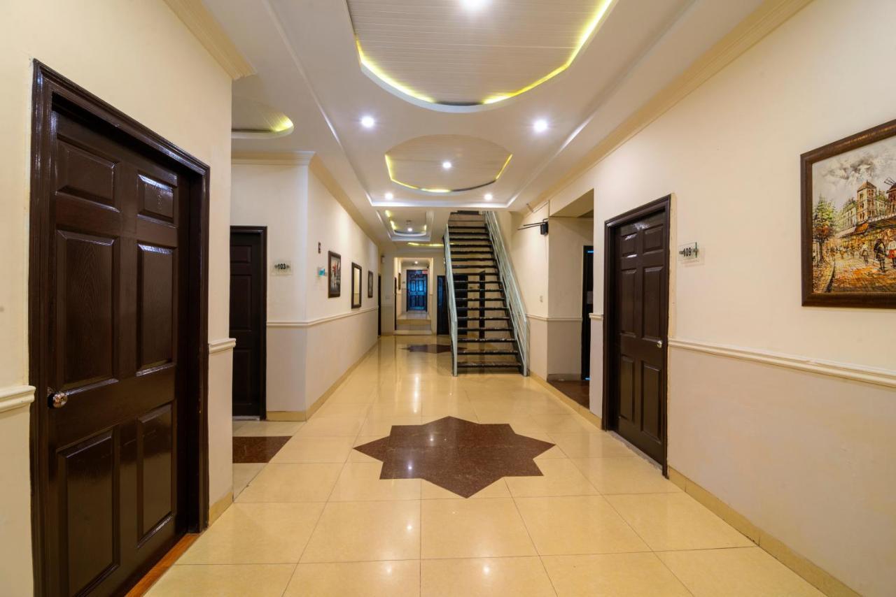 Hotel One Lalazar Multan Exterior photo