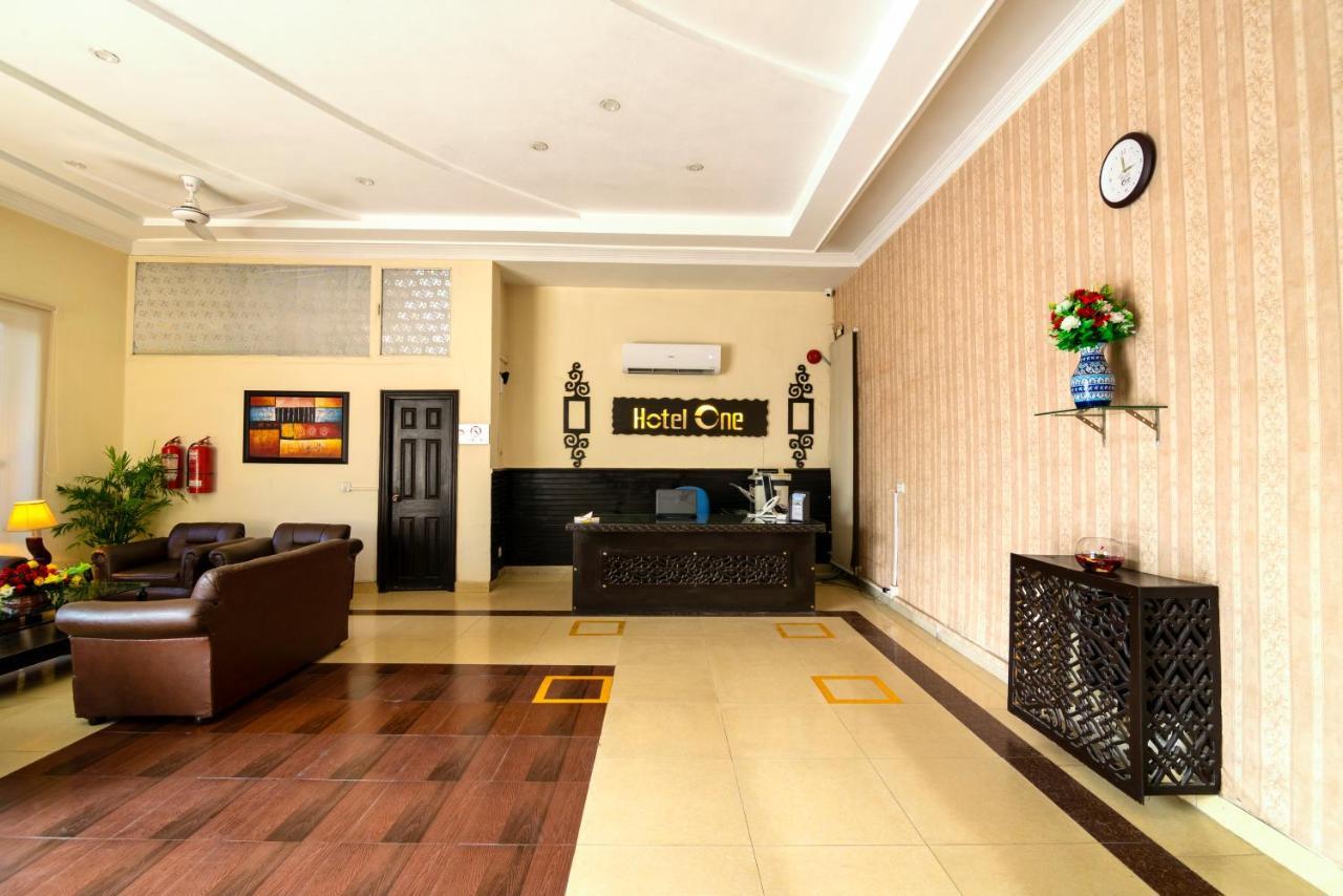 Hotel One Lalazar Multan Exterior photo