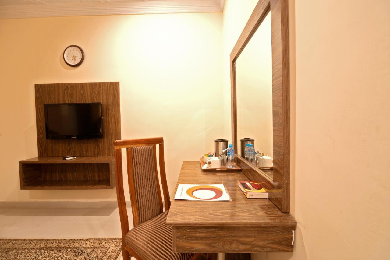 Hotel One Lalazar Multan Exterior photo