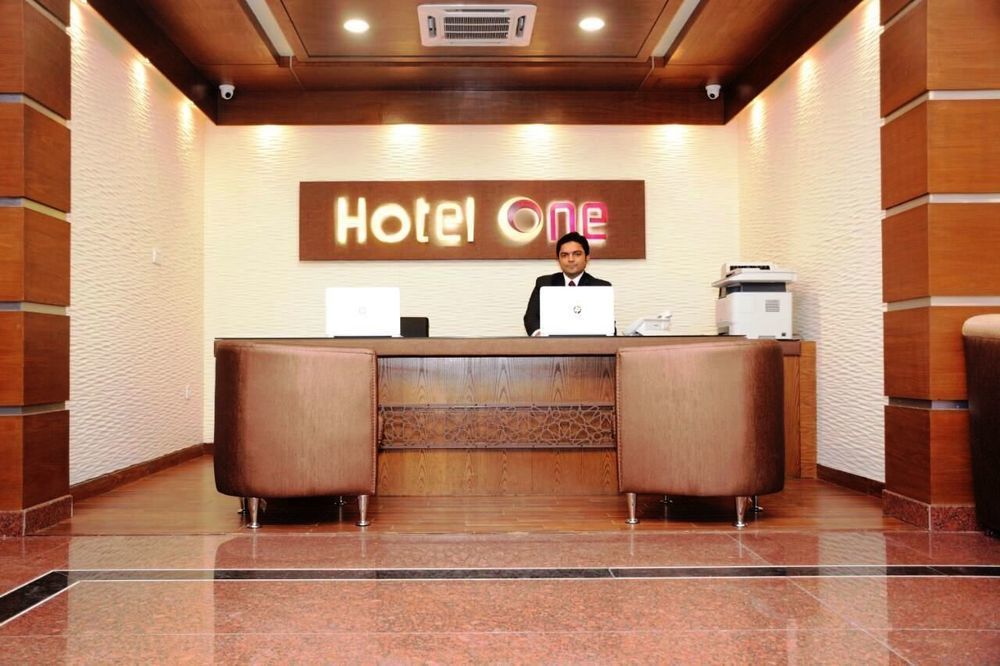 Hotel One Lalazar Multan Exterior photo