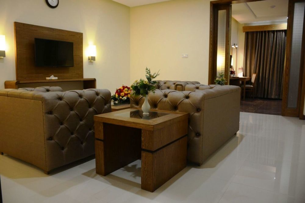 Hotel One Lalazar Multan Exterior photo